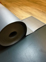 Podloka pod podlahu Profi Floor 2 mm siv 16,5m2 (48 roliek - 792m2 paleta)